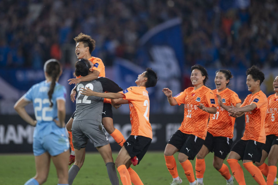 包含越战越勇！女足比赛不容错过！的词条