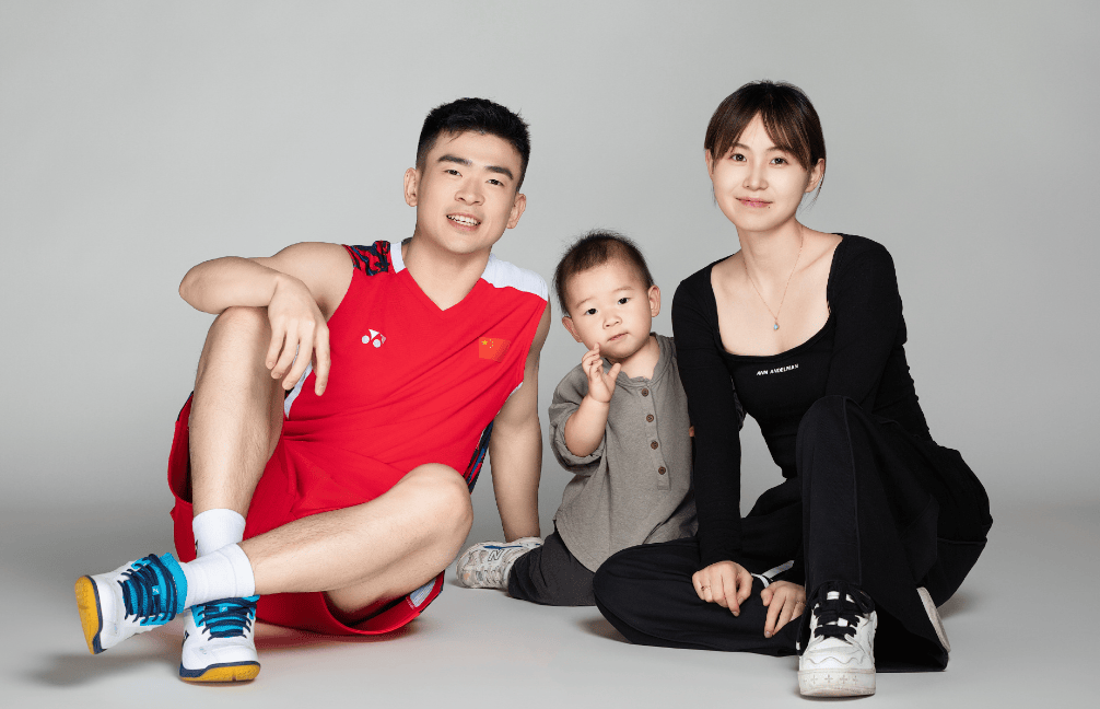 关于印度队逆转日本队，郑思维统治全场的信息